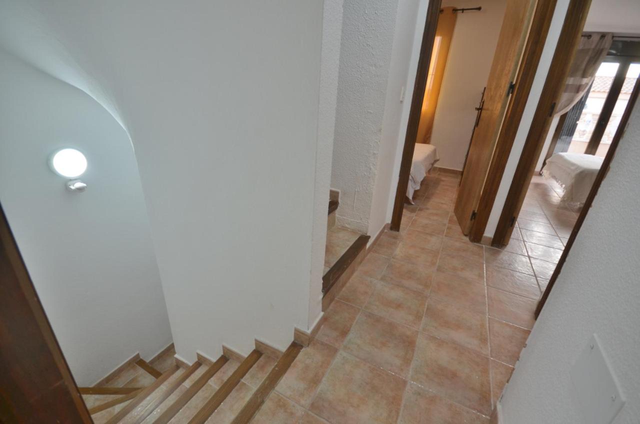 Agradable Adosado Con Piscina, Duchas Hidromasaje Βίλα Τορεβιέχα Εξωτερικό φωτογραφία